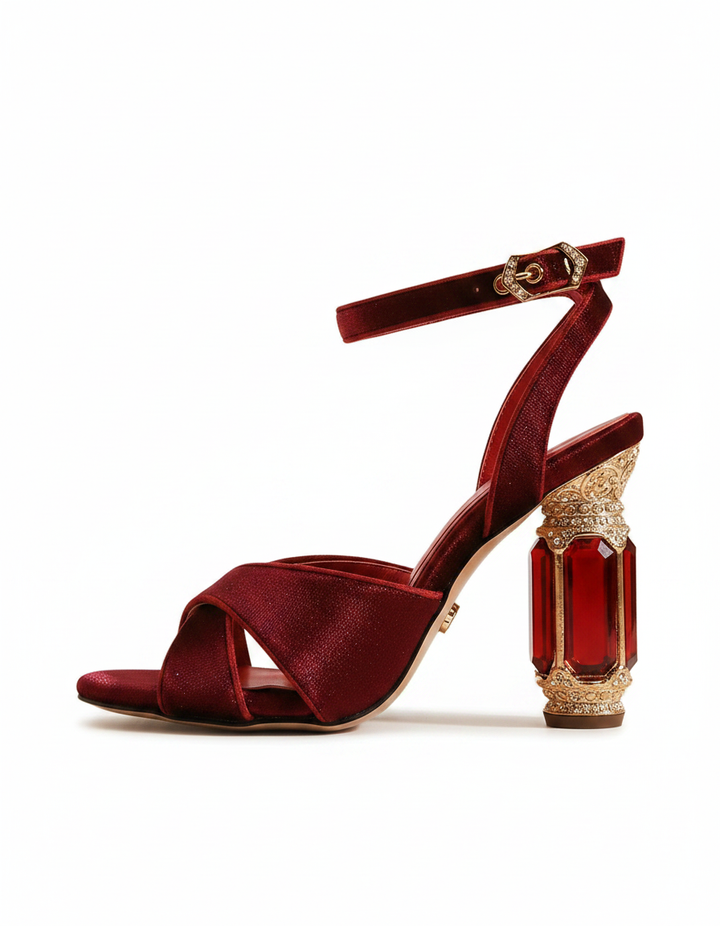 Blythe | Women's Velvet Vintage Pumps in Red