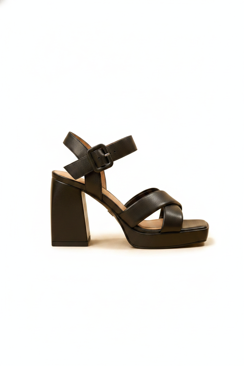 Esperanza | Women's Classic Pointed Toe Pumps in Black